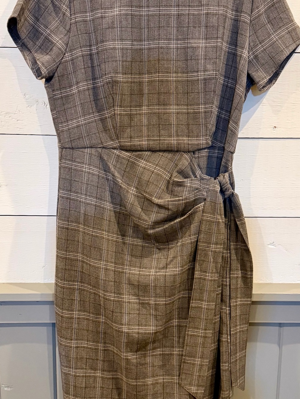 Nicole Miller Size 10 Brown/Taupe Plaid Side Tie Midi Sheath Dress